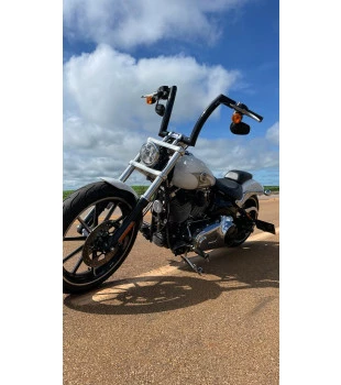 Guidão King Quinado Rhino 2" para Harley-Davidson Softail Breakout - Preto