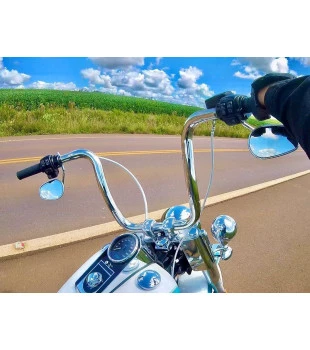 Kit Chicana Style para Harley-Davidson Softail com Guidão Ape Curve Brutale 1.1/2" Inox + Riser + Cabos com Acelerador Eletrônico